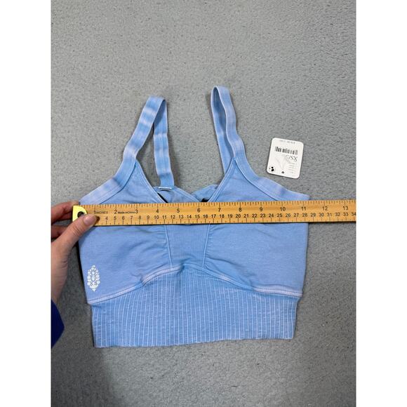 Free People Movement Womens Size XS/S Sky Blue Sports Bra NWT - Picture 4 of 6